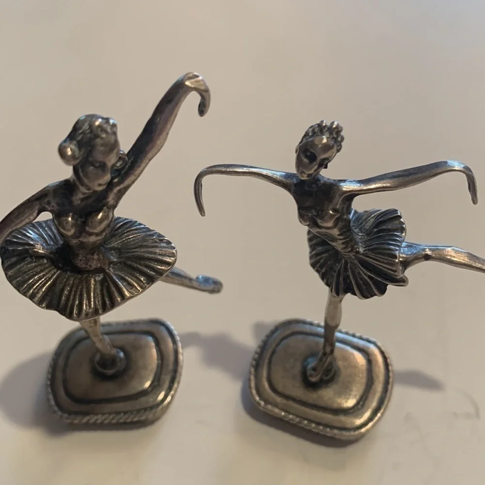 Pewter ballerinas, set of 2.